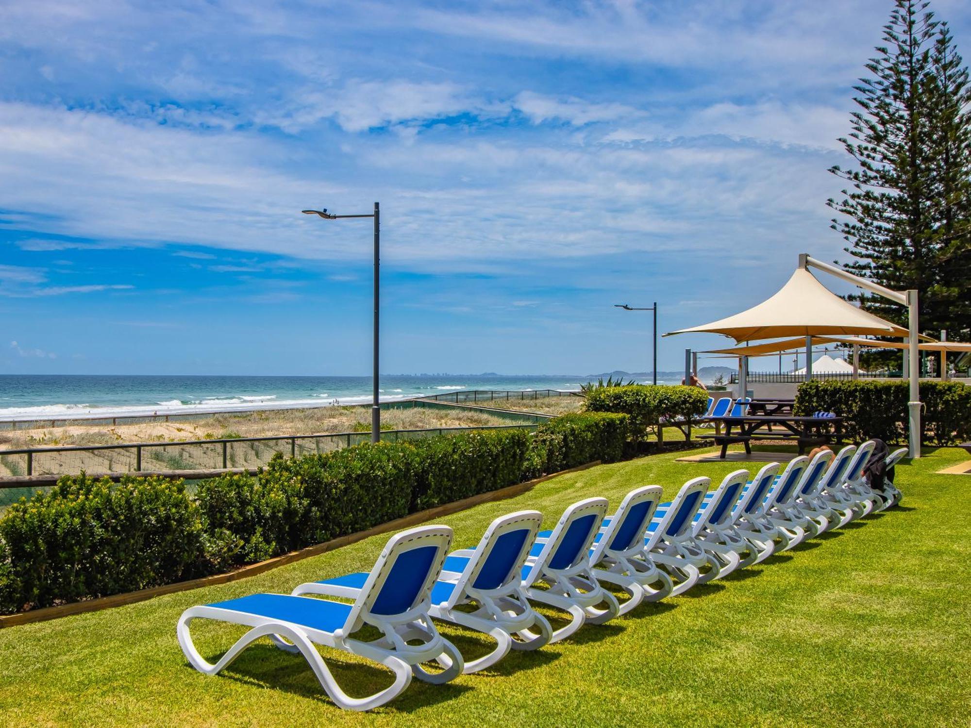 Breakers North Absolute Beachfront Apartments - Official Голд-Кост Экстерьер фото