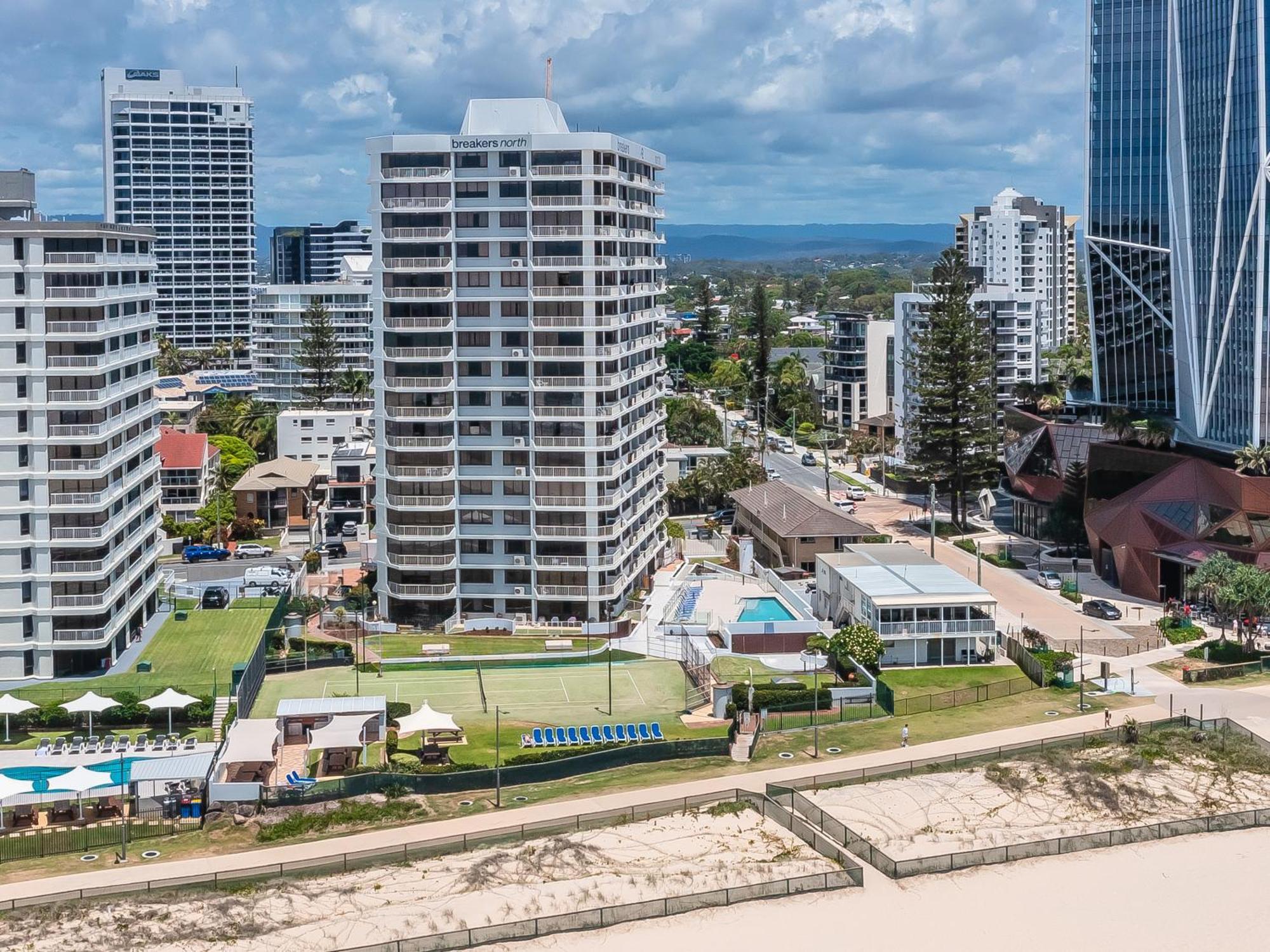 Breakers North Absolute Beachfront Apartments - Official Голд-Кост Экстерьер фото