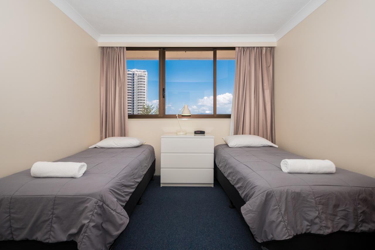 Breakers North Absolute Beachfront Apartments - Official Голд-Кост Экстерьер фото